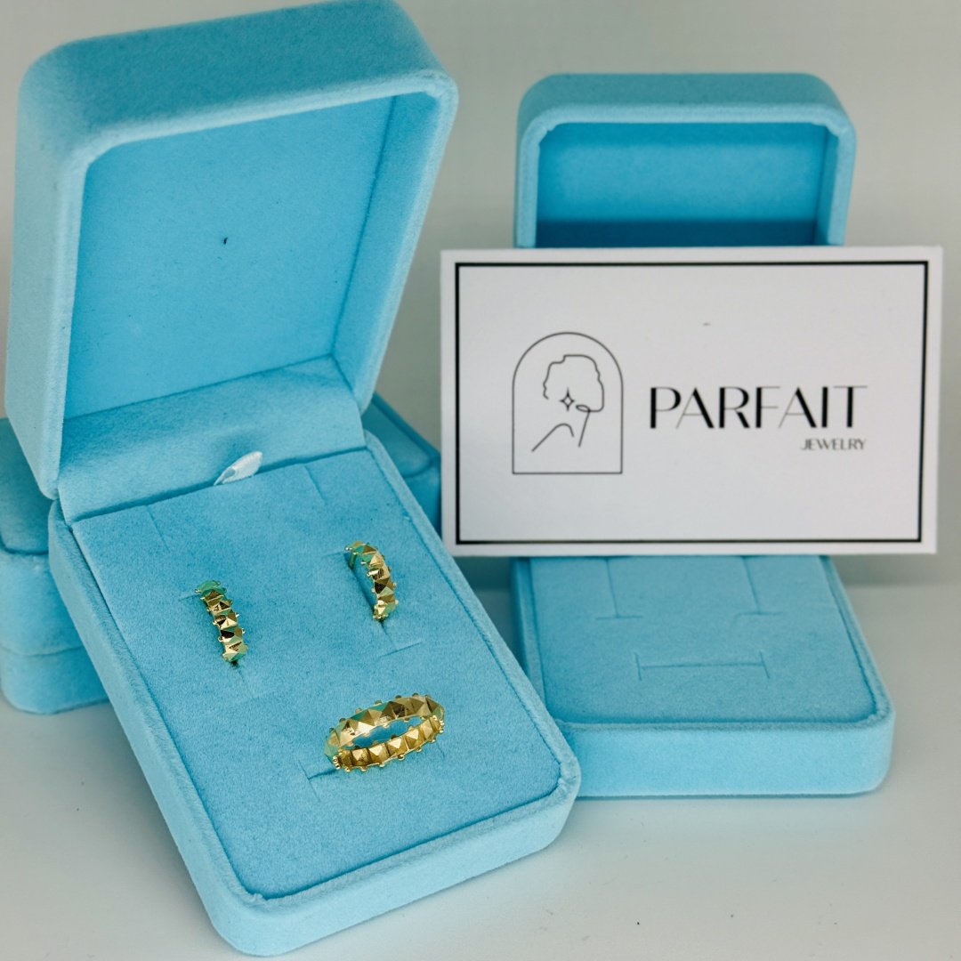 PARFAIT JEWELRY PJ_1Шипы_19размер_1 вес 5.15 г золото, без вставок купить,NaN
