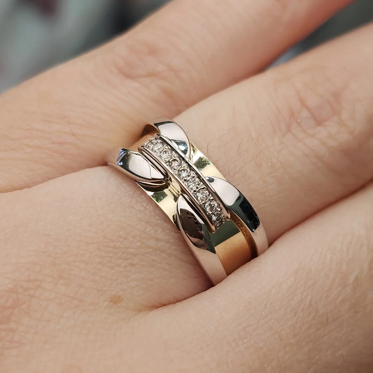 Кольцо Deimantas 108717910 18р 3,28гр 0,092ct. купить,NaN