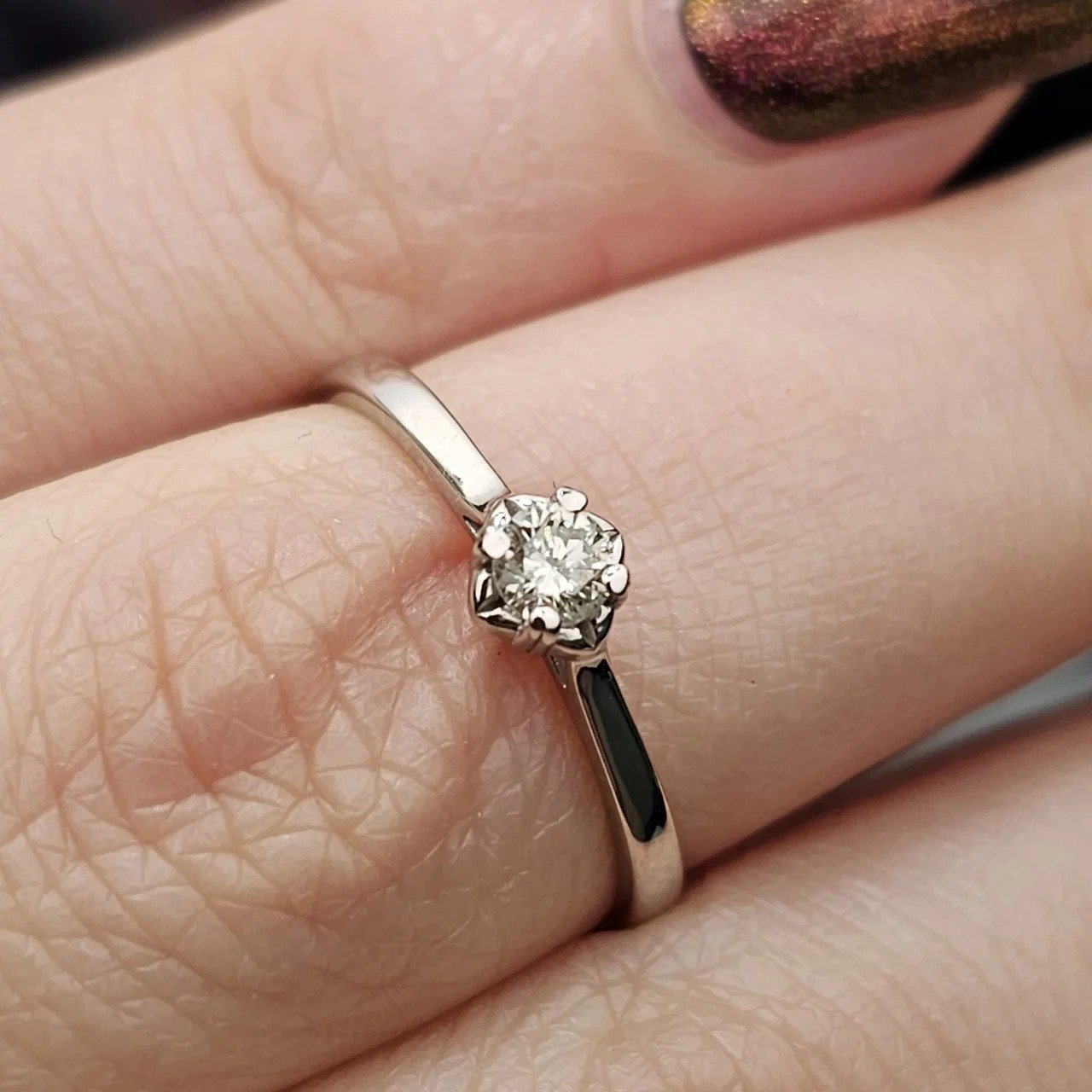 Кольцо Deimantas 108709330 17р 1,5гр 0,10ct. купить,NaN