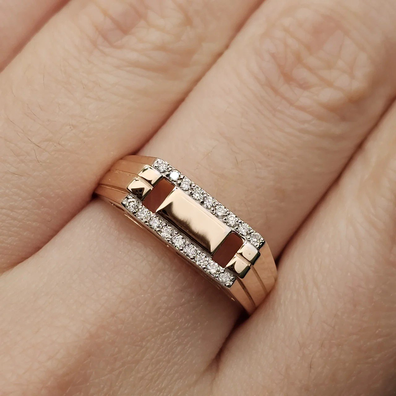 Мужская печатка Deimantas 108717933 20р 3,59гр 0,154ct. купить,NaN