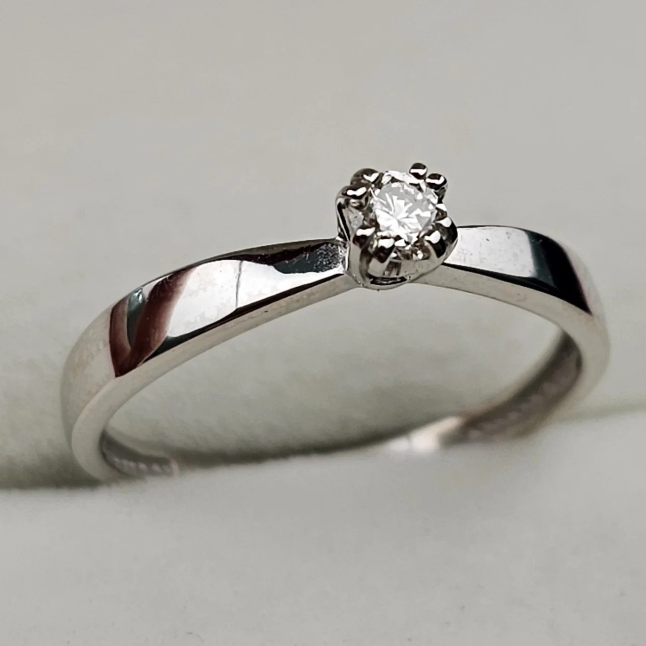 Кольцо Deimantas 108709339 16р 1,29гр 0,10ct. купить,NaN