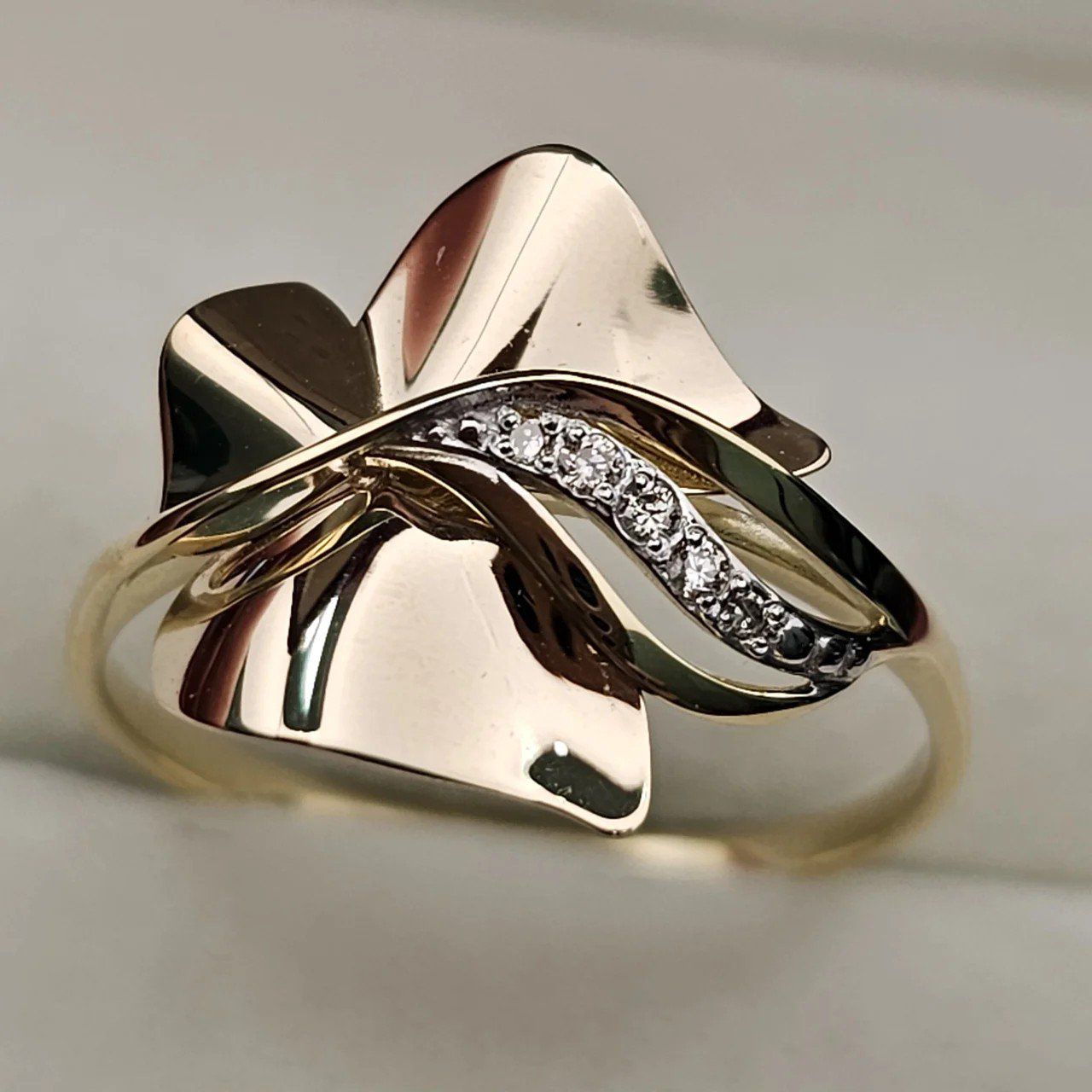 Кольцо Deimantas 108717904 19р 1,94гр 0,054ct. купить,NaN