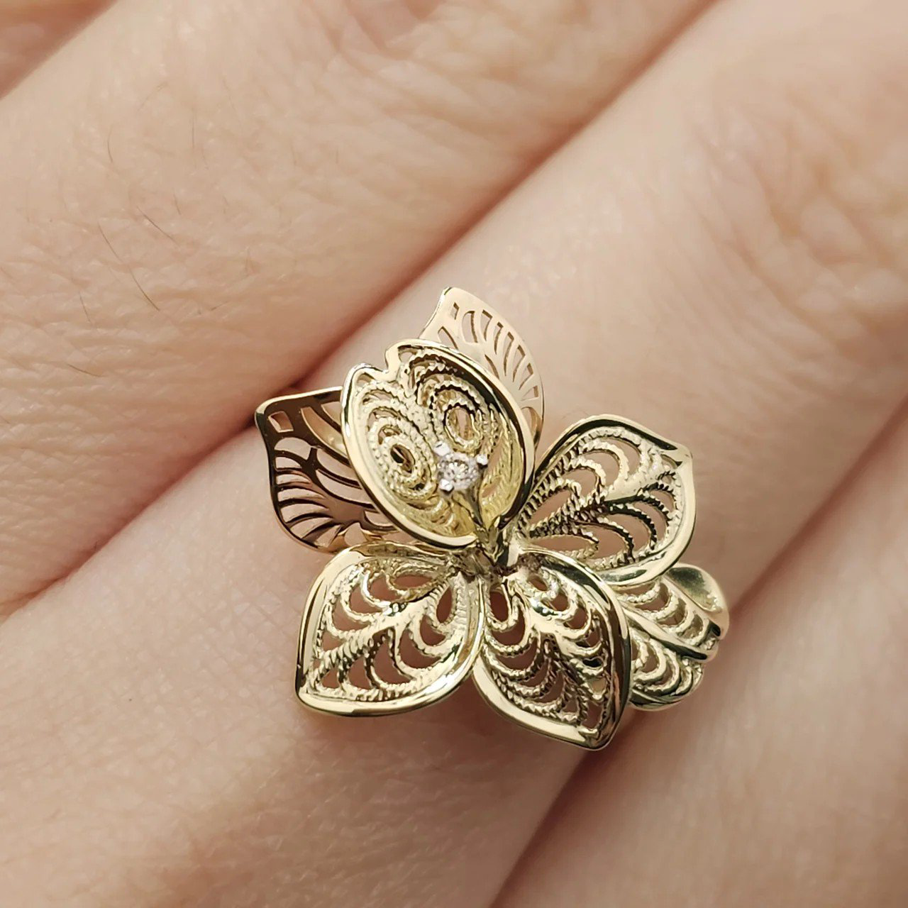Кольцо Deimantas 108709395 18,5р 2,33гр 0,012ct. купить,NaN
