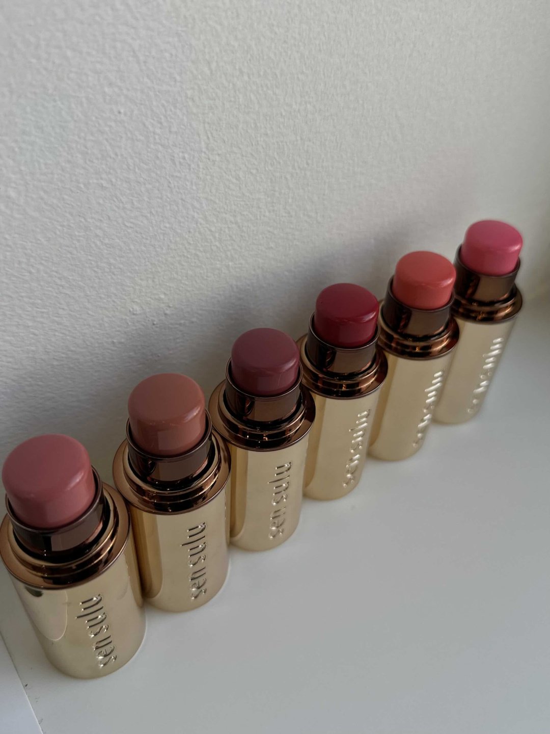 Sen Sulu blush stick румяна 01 petal glow