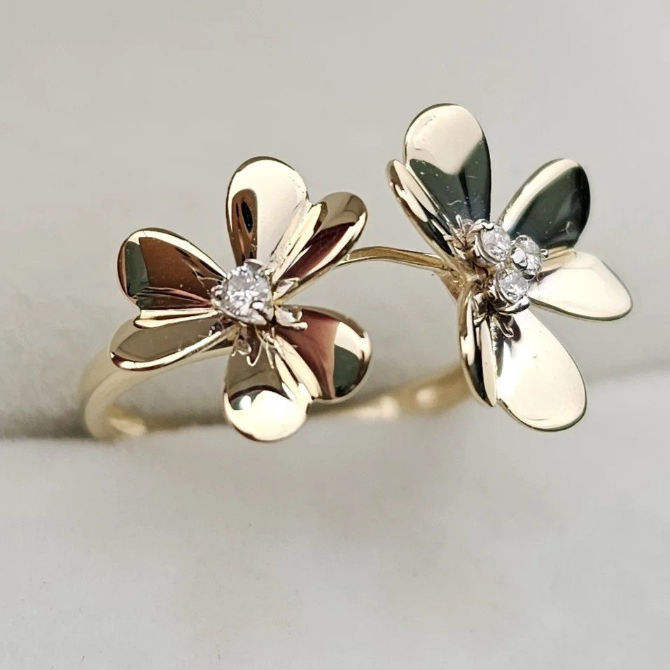 Кольцо Deimantas 108778981 16,5р 1,82гр 0,077ct. купить,NaN