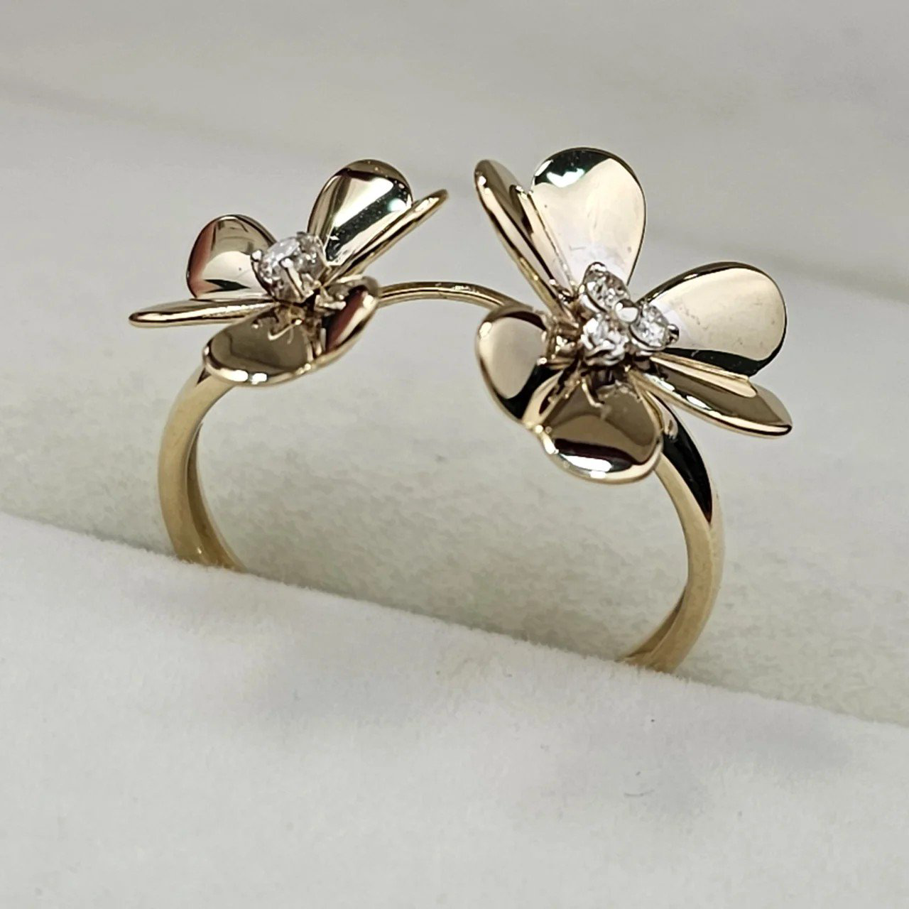 Кольцо Deimantas 108778981 16,5р 1,82гр 0,077ct. купить,NaN
