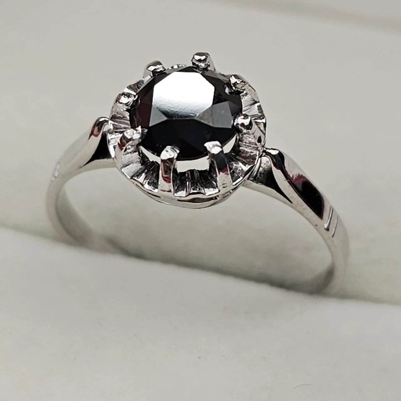 Кольцо Deimantas 108826813 18р 2,96гр 1,3ct. купить,NaN