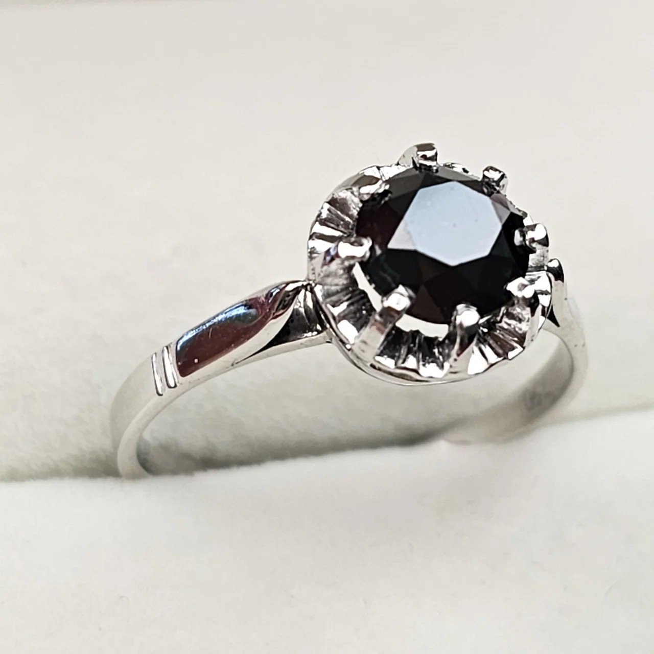Кольцо Deimantas 108826813 18р 2,96гр 1,3ct. купить,NaN