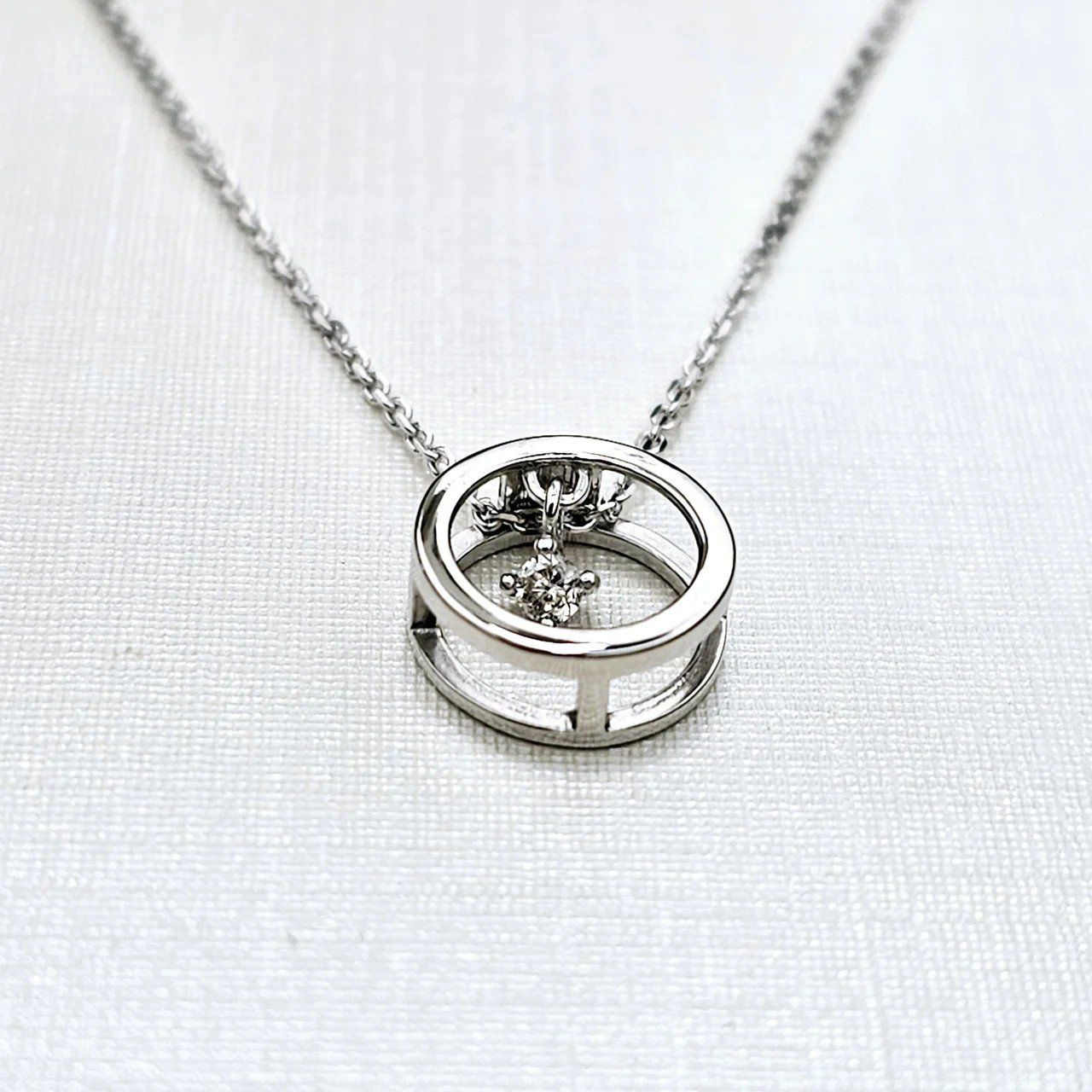 Кулон Deimantas 108826896 0,73гр 0,041ct. купить,NaN
