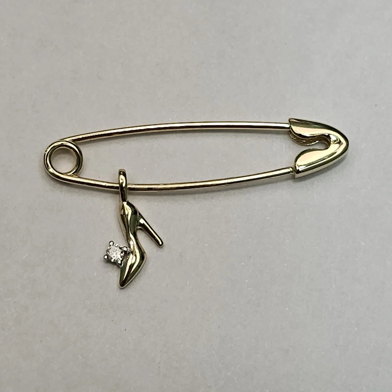 Булавка Deimantas 108826871 0,73гр 0,015ct. купить,NaN
