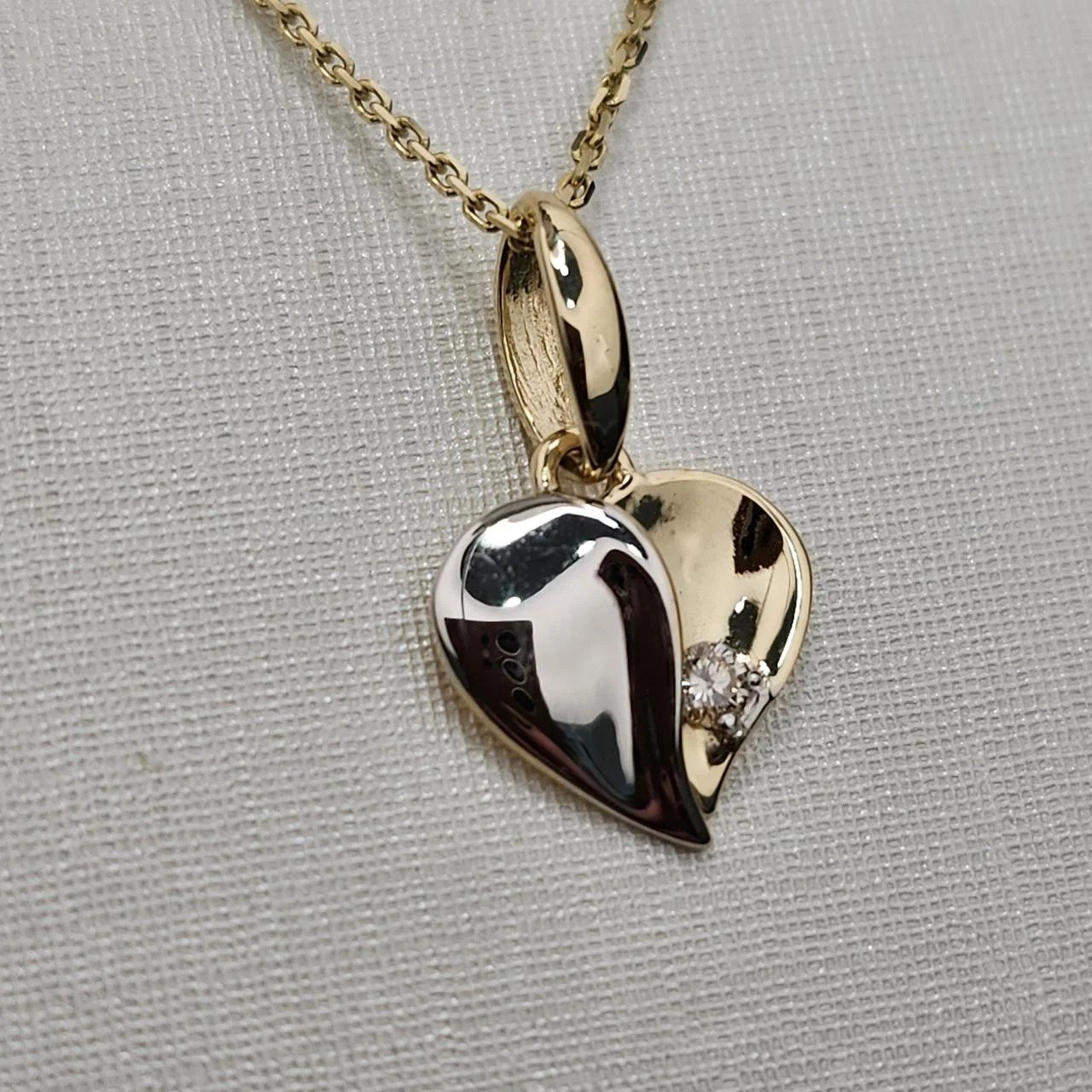 Кулон Deimantas 108826889 0,74гр 0,05ct. купить,NaN