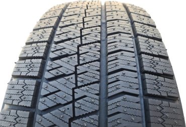 Bridgestone Blizzak Ice 215/55 R17 94S без шипов купить,NaN