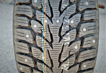 Kumho WinterCraft Ice WI32 215/55 R17 98T с шипами купить,NaN