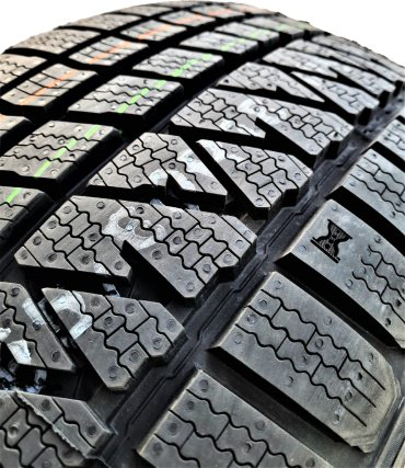 Kumho WinterCraft WS71 265/50 R20 111V без шипов купить,NaN