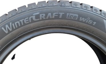 Kumho WI51 185/70 R14 92T без шипов