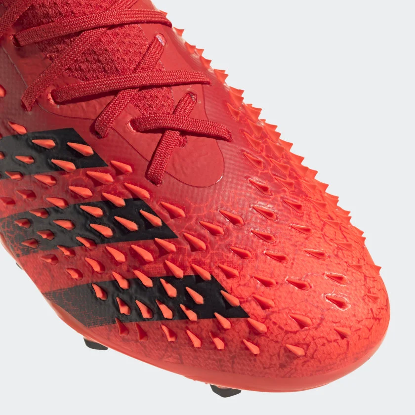 Бутсы Adidas Predator Demonskin 7071 Red 37 купить,68000