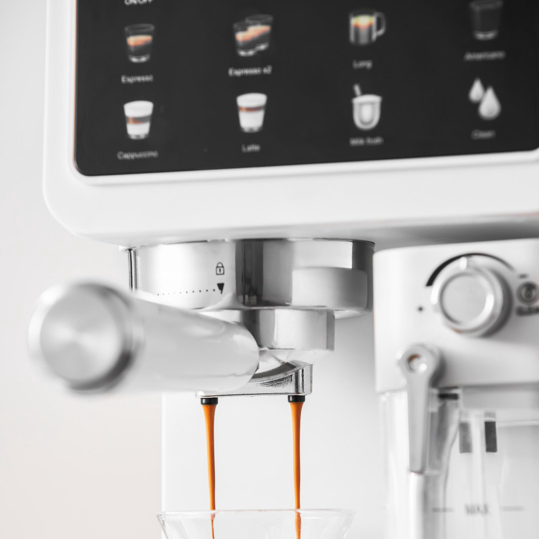 Кофемашина White Wave CM5600 белый купить,NaN