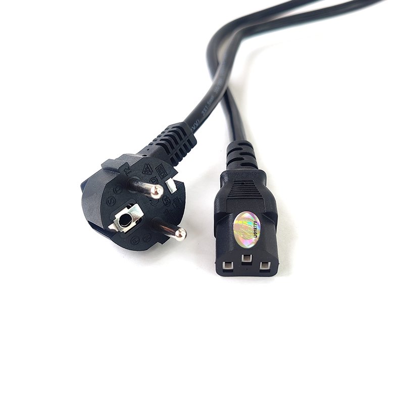 Кабель питания ViTi C13 0.75 1.8м черный