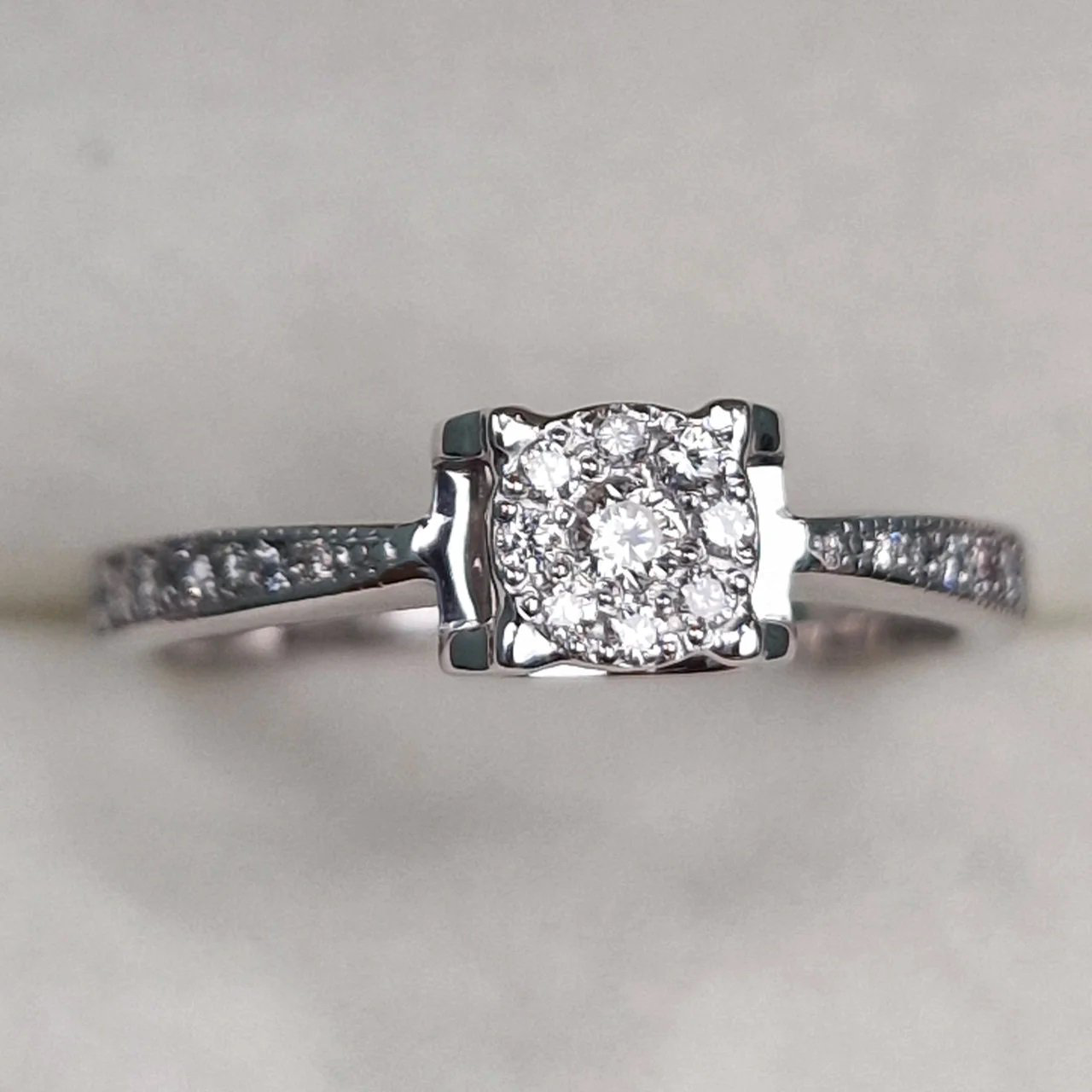 Кольцо Deimantas 101763175 18р 2,7гр 0,30ct. купить,NaN