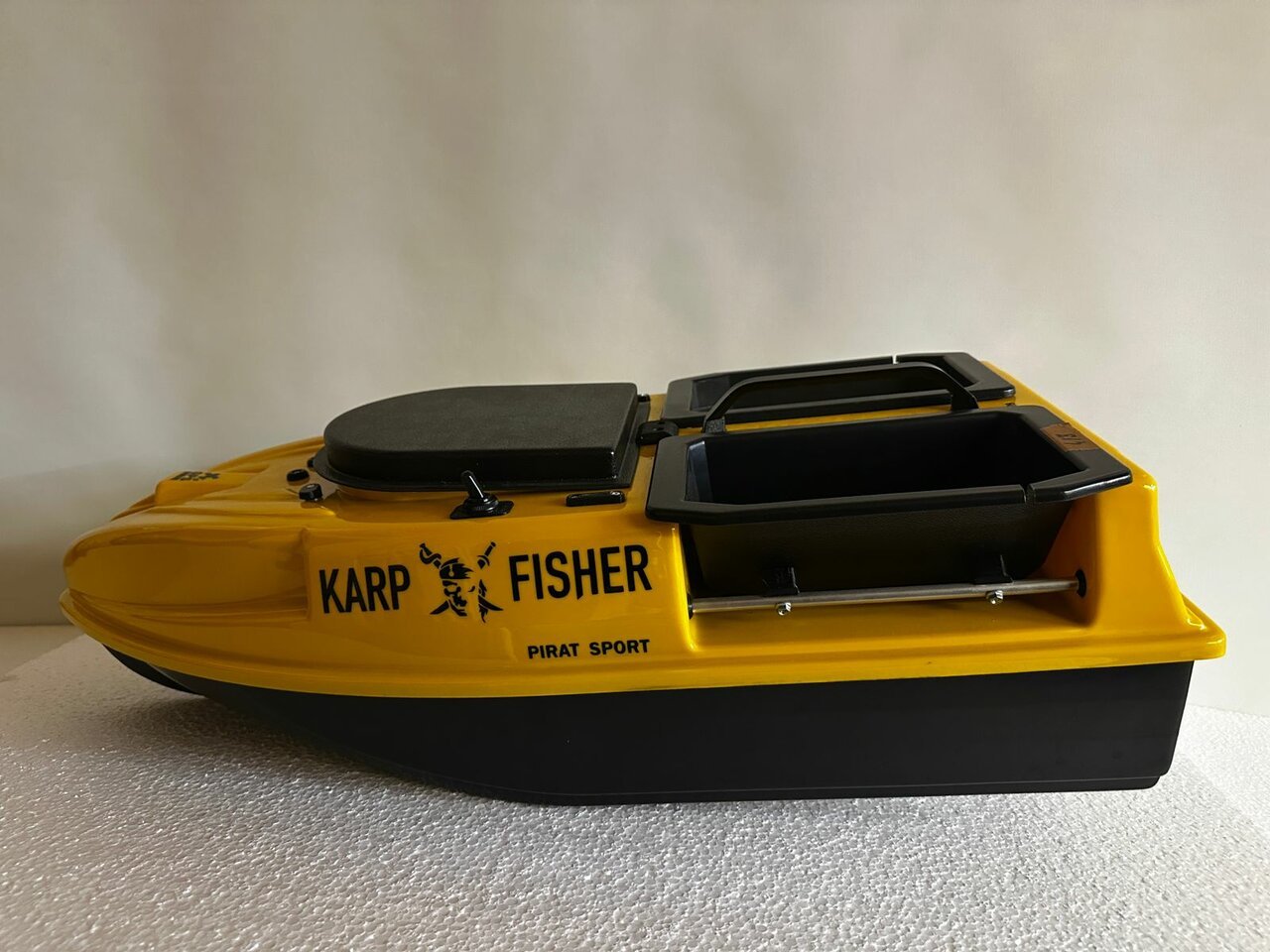 Прикормочный кораблик PiratyellowS желтый купить,NaN