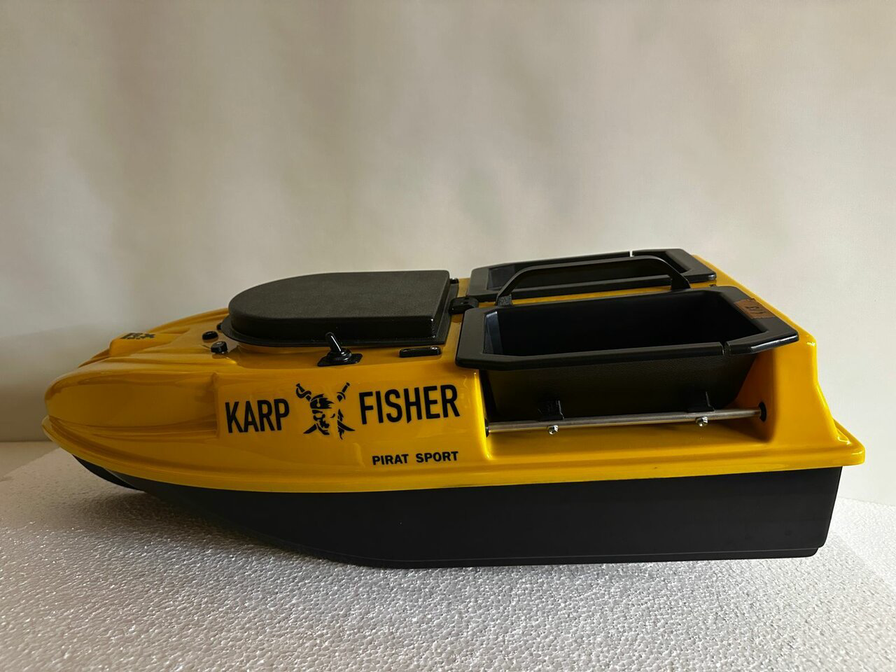 Прикормочный кораблик PiratyellowS желтый купить,NaN