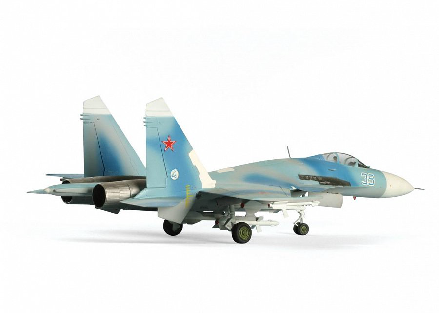 Советский истребитель Звезда Су-27 купить,NaN