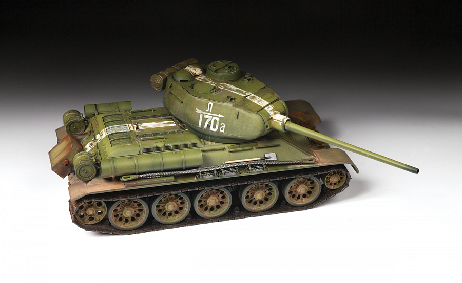 Советский средний танк Звезда Т-34/85 образец 1944 купить,NaN