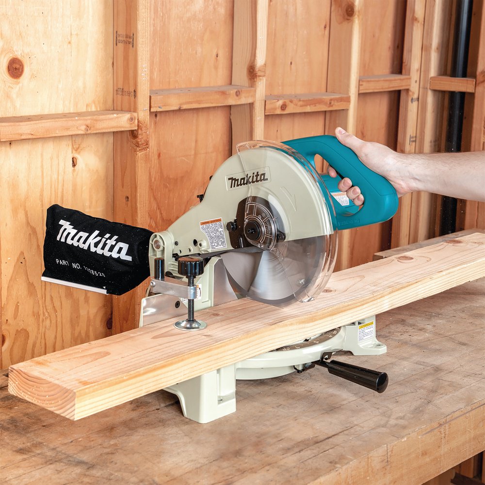 Пила торцовочная Makita LS1040N купить,NaN