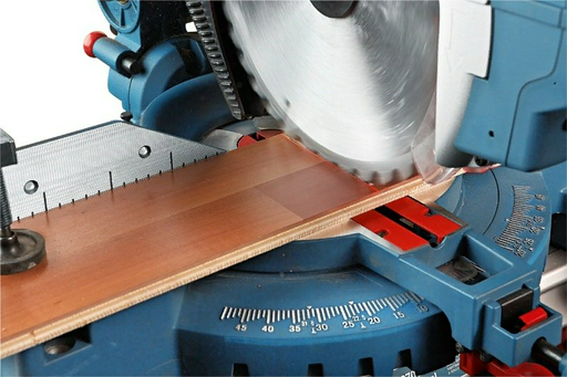 Пила торцовочная Bosch GTM 12 JL Professional