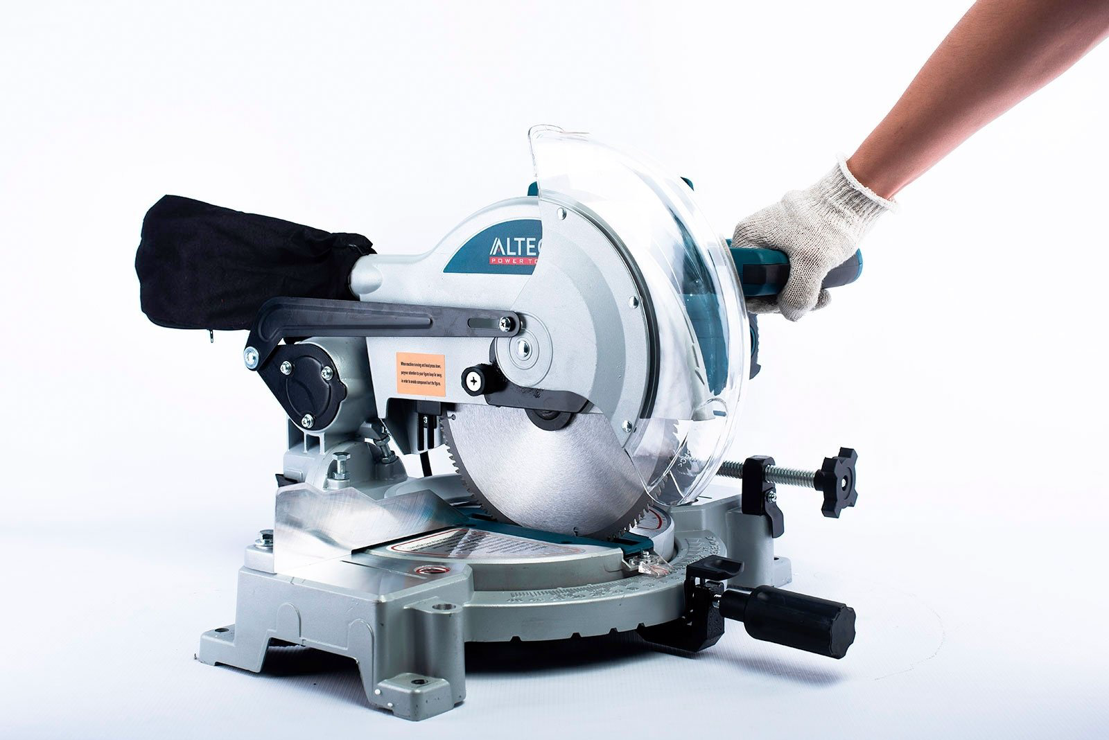 Пила торцовочная ALTECO MS 2000-255 17290 купить,NaN