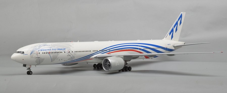 Пассажирский авиалайнер Звезда Боинг 777-300 ER купить,NaN