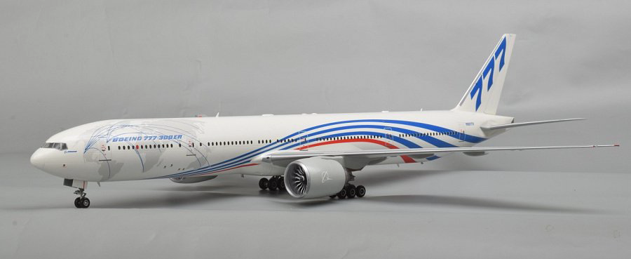 Пассажирский авиалайнер Звезда Боинг 777-300 ER купить,NaN