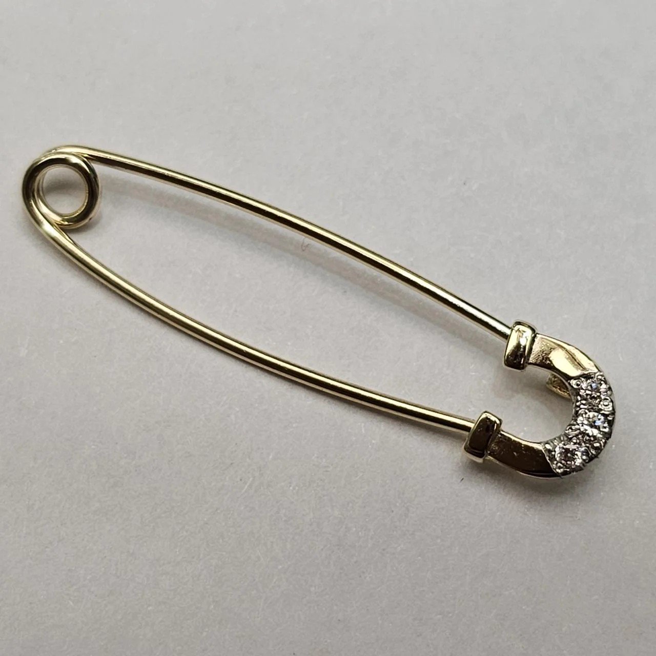Булавка Deimantas 108826877 0,72гр 0,043ct. купить,NaN