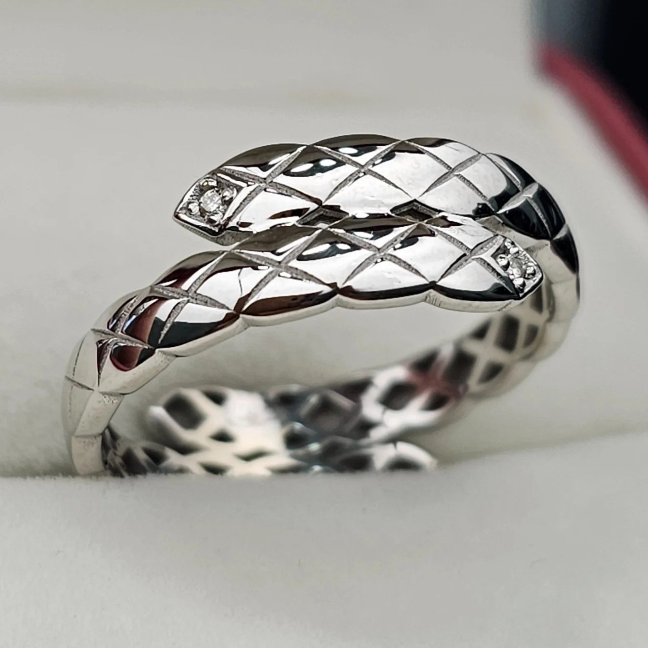 Кольцо Deimantas 108826783 19р 2,17гр 0,017ct. купить,NaN