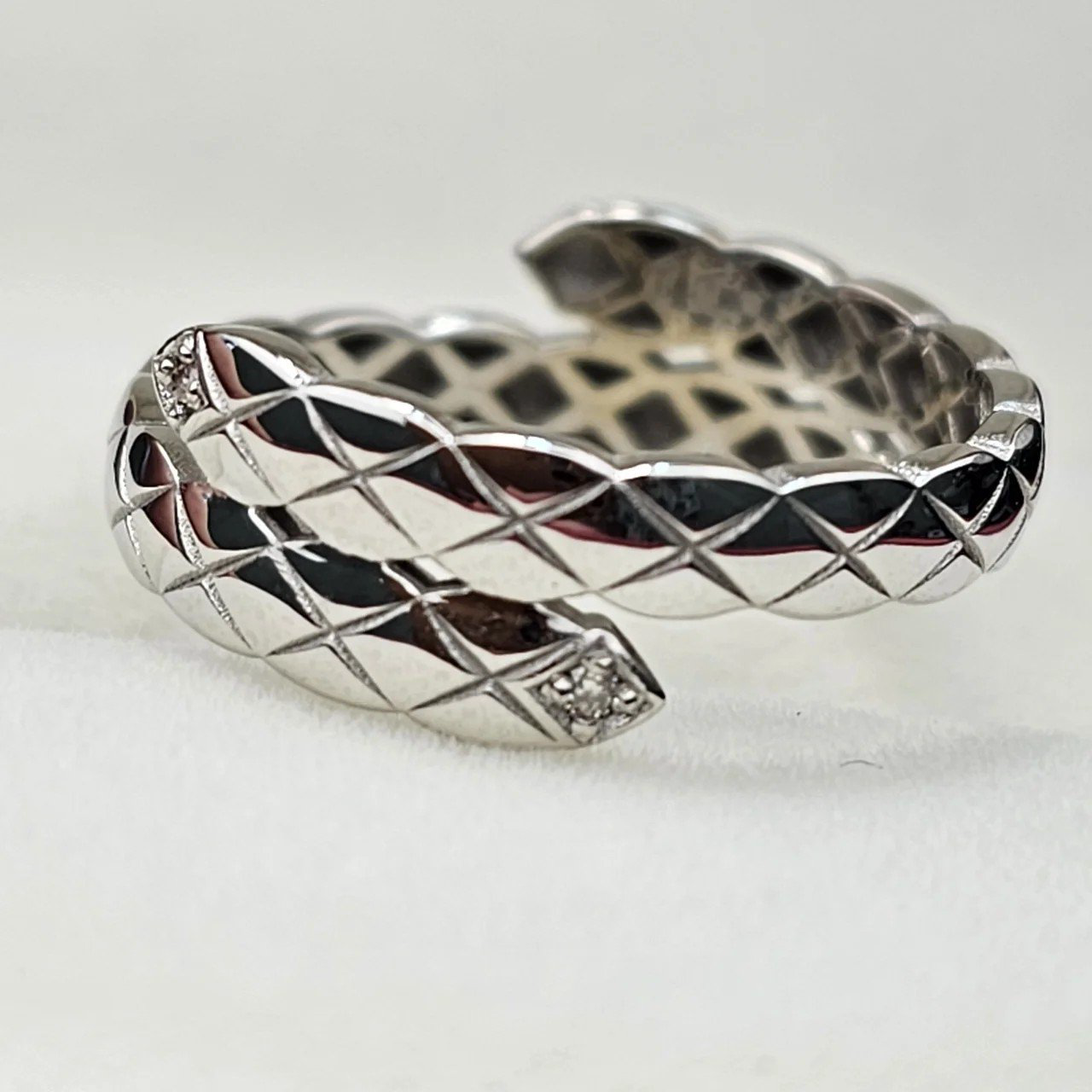 Кольцо Deimantas 108826783 19р 2,17гр 0,017ct. купить,NaN