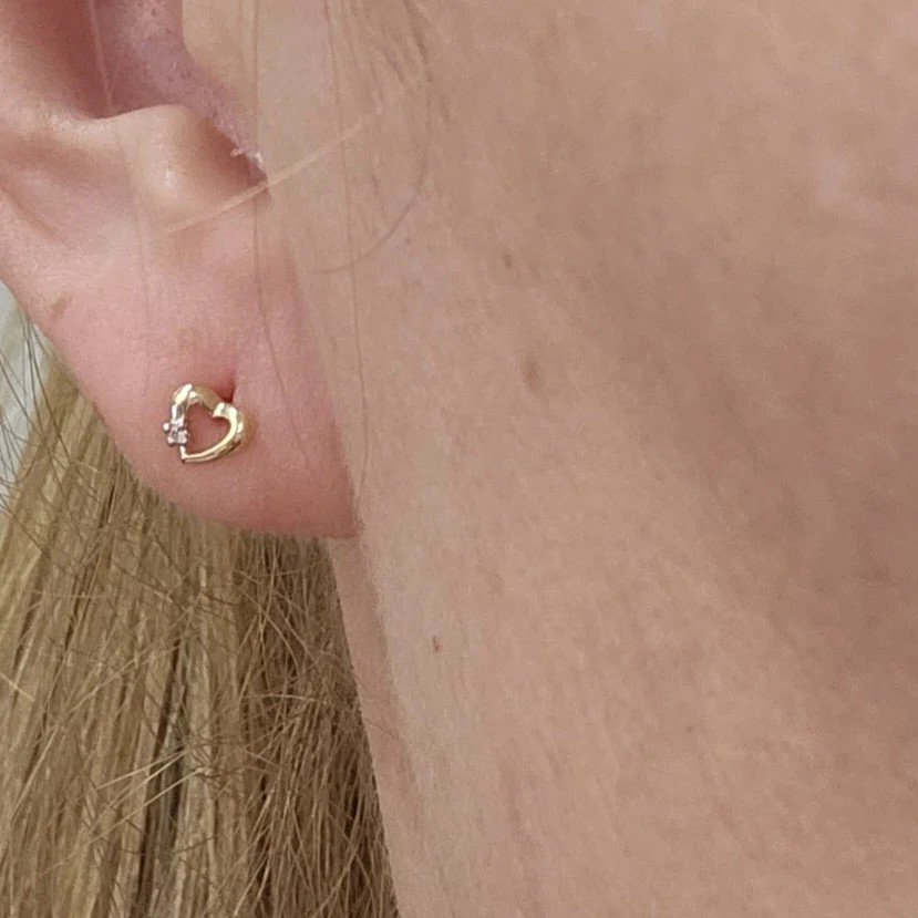 Серьги Deimantas 108826858 0,81гр 0,012ct. купить,NaN