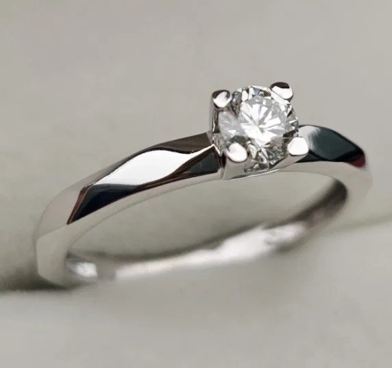 Комплект Deimantas 108888652 17р 0,32ct 0,46ct. купить,NaN