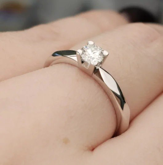 Комплект Deimantas 108888652 17р 0,32ct 0,46ct. купить,NaN