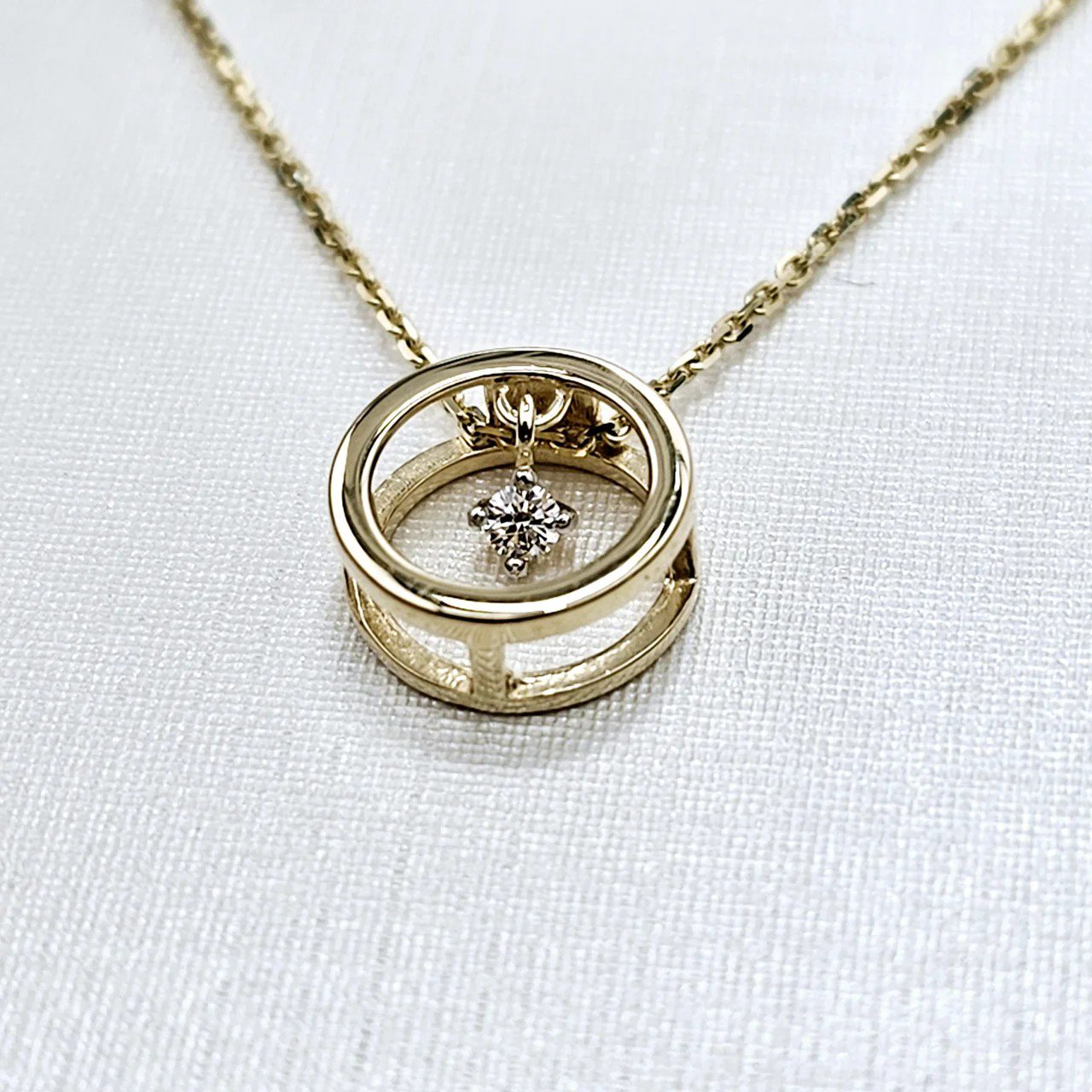Кулон Deimantas 108826893 0,74гр 0,034ct. купить,NaN
