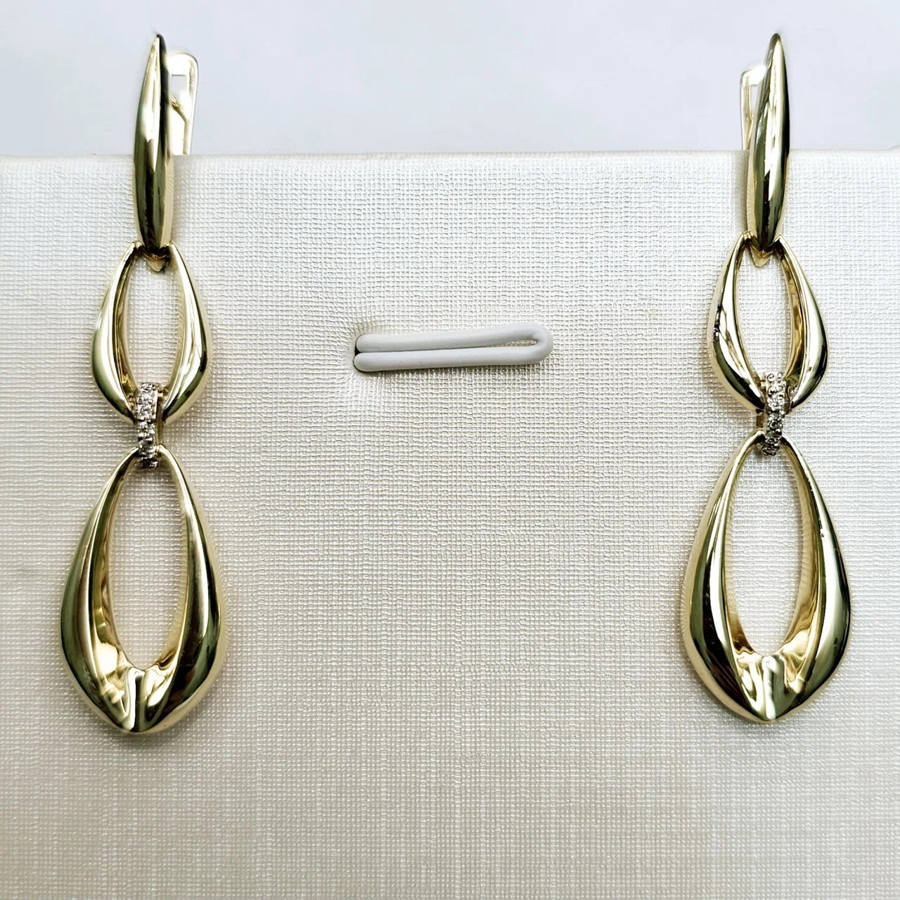 Серьги Deimantas 108826842 4,12гр 0,054ct. купить,NaN