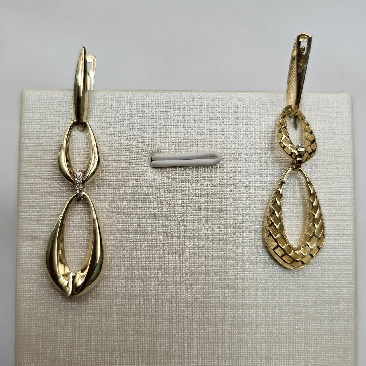 Серьги Deimantas 108826842 4,12гр 0,054ct. купить,NaN