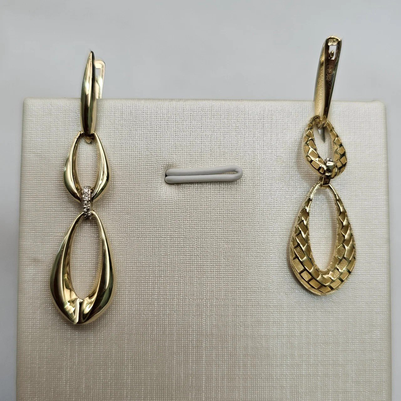Серьги Deimantas 108826842 4,12гр 0,054ct. купить,NaN
