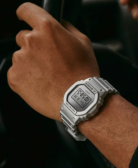 Наручные часы Casio DW-5600FF-8DR
