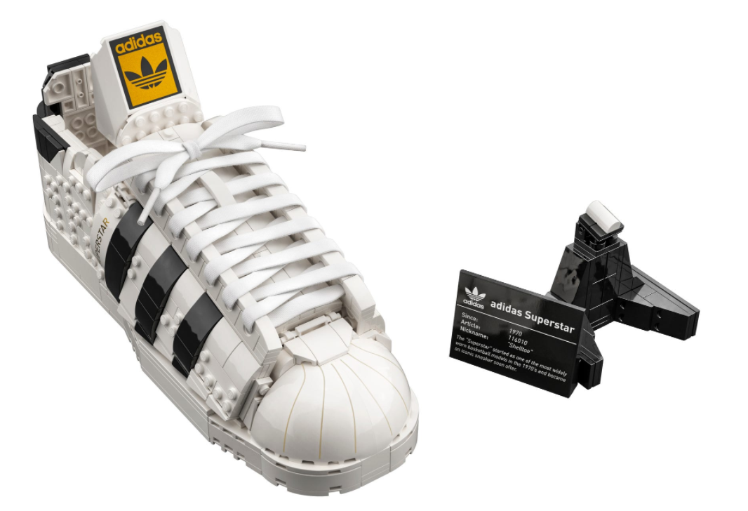Конструктор Lego Originals Superstar Кроссовки adidas  10282 купить,NaN