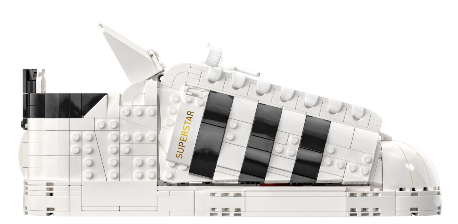 Конструктор Lego Originals Superstar Кроссовки adidas  10282 купить,NaN