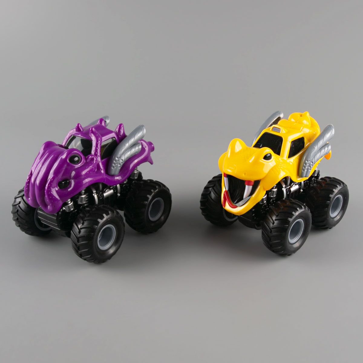 Игровой набор  KLX Monster SUV  2 машинки  желтая-фиолетовая купить,NaN
