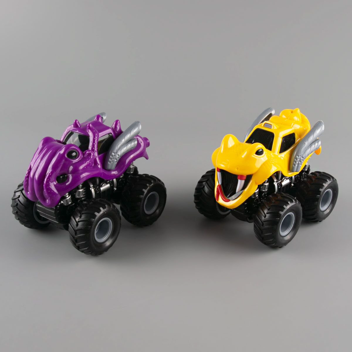 Игровой набор  KLX Monster SUV  2 машинки  желтая-фиолетовая купить,NaN