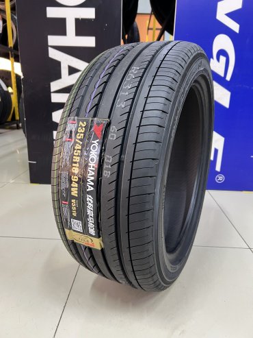 Yokohama Advan dB v551V 235/45 R18 94 W без шипов купить,0