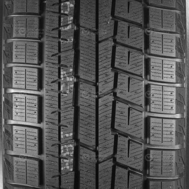 Yokohama iceGгфкв iG60A 265/40 R19 102 Q купить,NaN