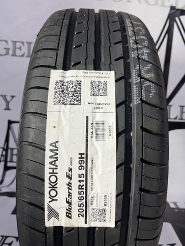 Yokohama Bluearth ES32 205/65 R15 99 H без шипов купить,NaN